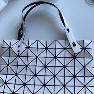 Baobao Issey Miyake Rock Matte Square Tote